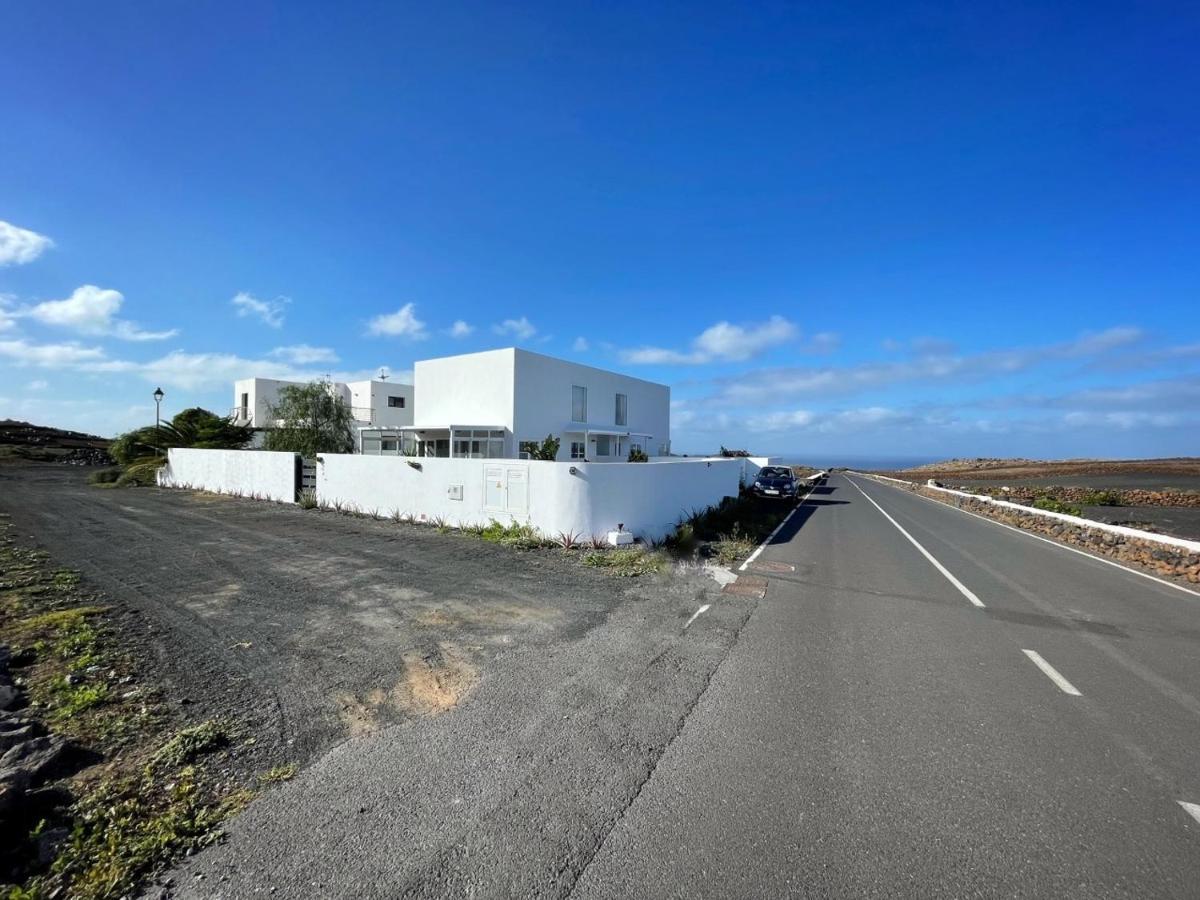 Azur Arts Lanzarote Lofts Apartment Tinajo Exterior photo