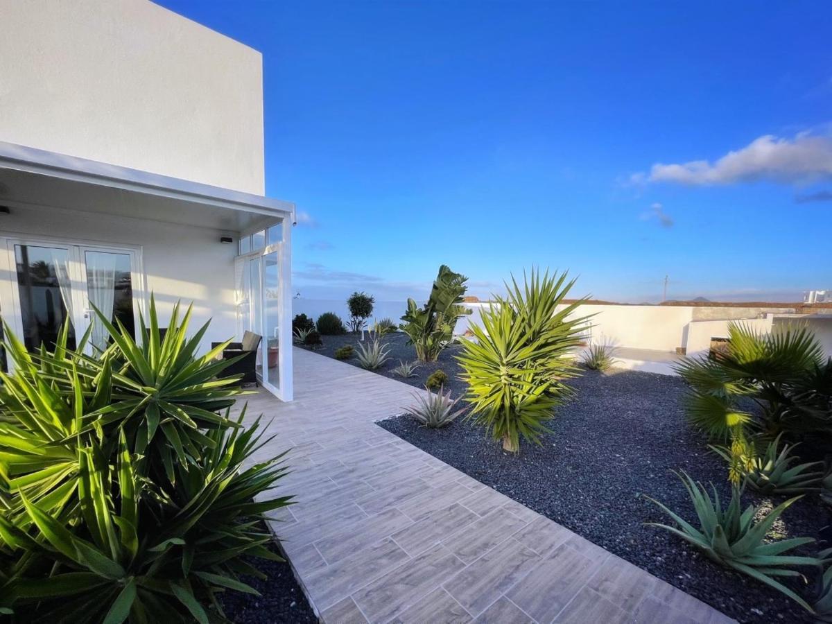Azur Arts Lanzarote Lofts Apartment Tinajo Exterior photo